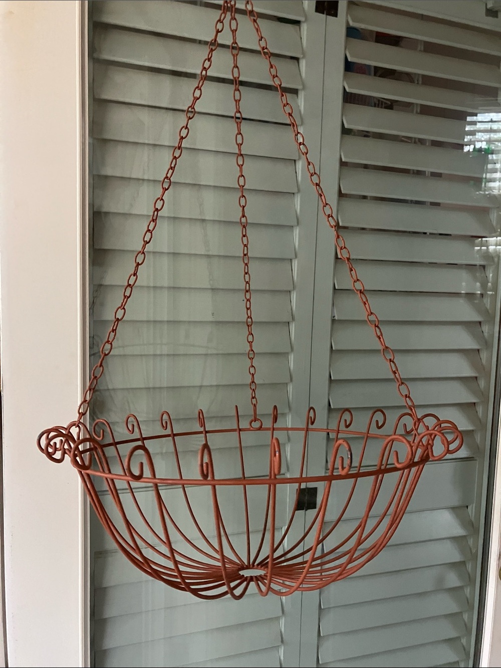 Rustic/Farmhouse Style Large Hanging Metal Basket